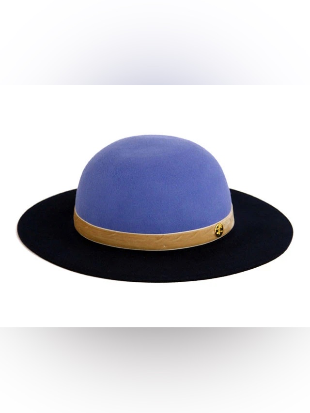 Liebe Girls Hat With Original Branded Presentation Hat Box Both Brand New